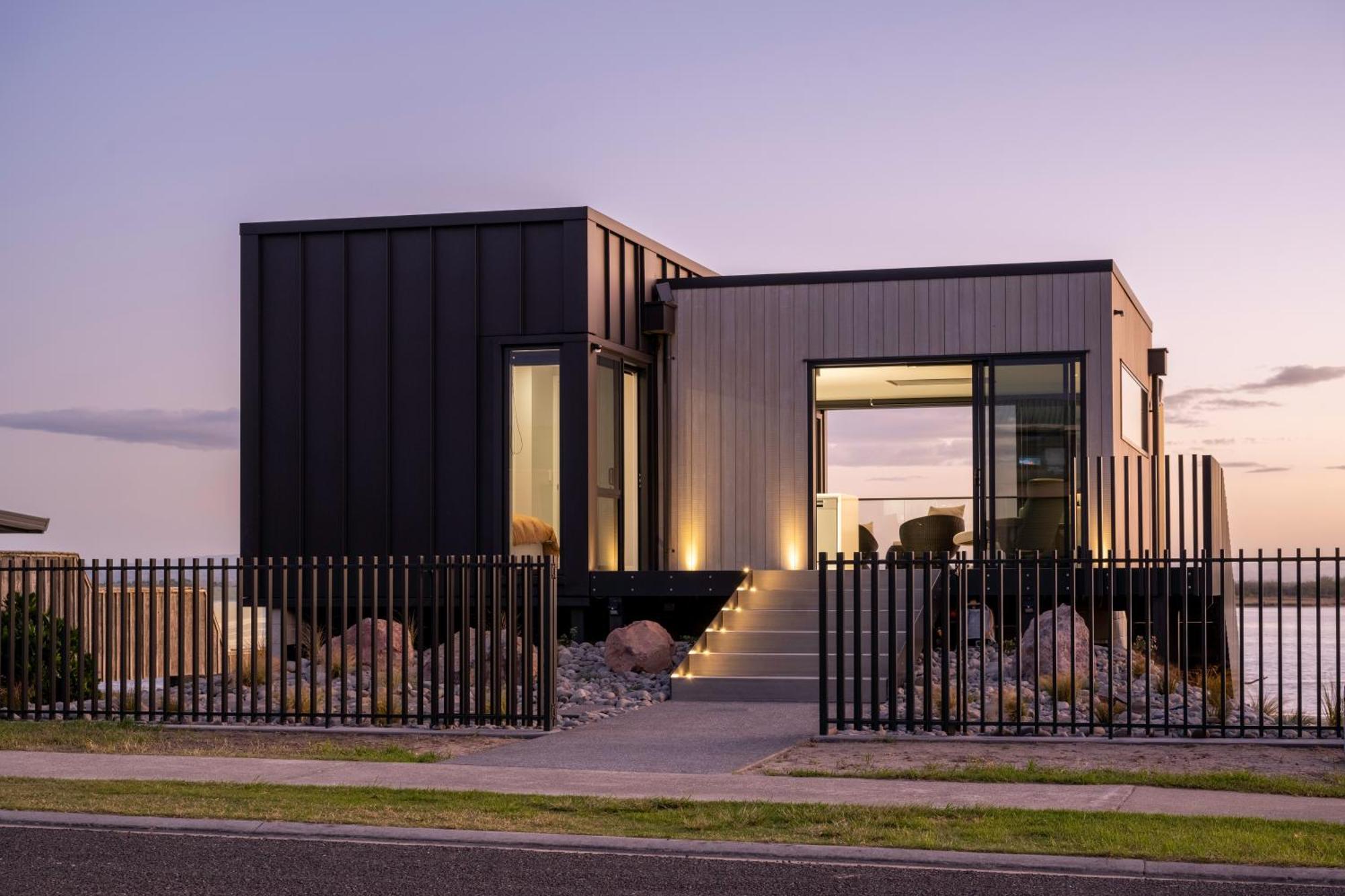 Pukehina Estuary Sunset Views Townhouse & Studio Exteriör bild